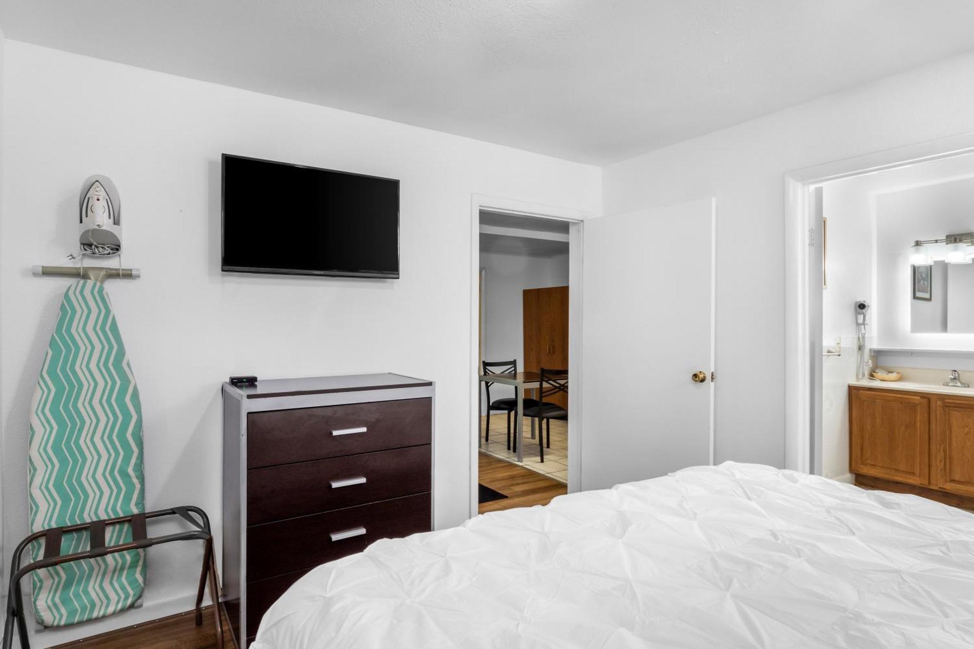 Americas Best Value Inn Jonesville/Hillsdale Eksteriør bilde
