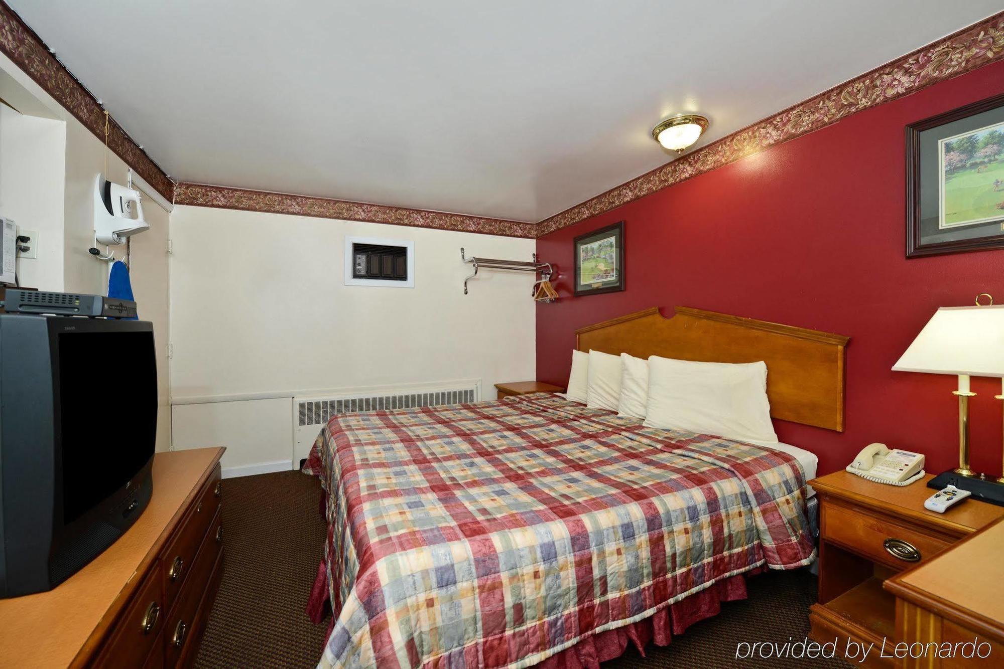 Americas Best Value Inn Jonesville/Hillsdale Rom bilde